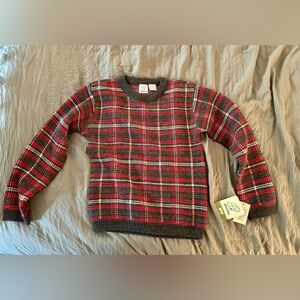 Green dog sweater kids size S (8-10)